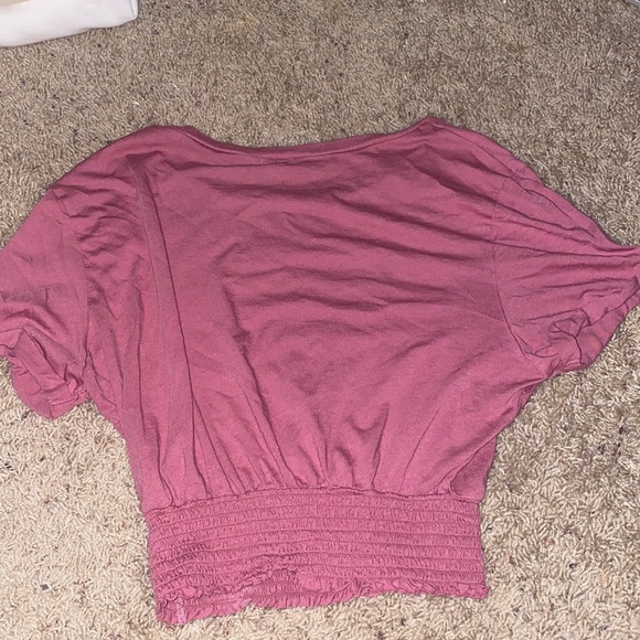 garage pink crop top - tight on bottom - Picture 3 of 3